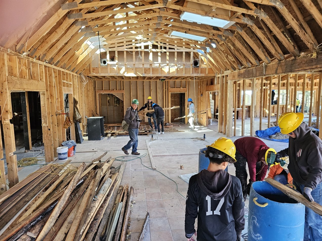 Students detailing & sorting wood